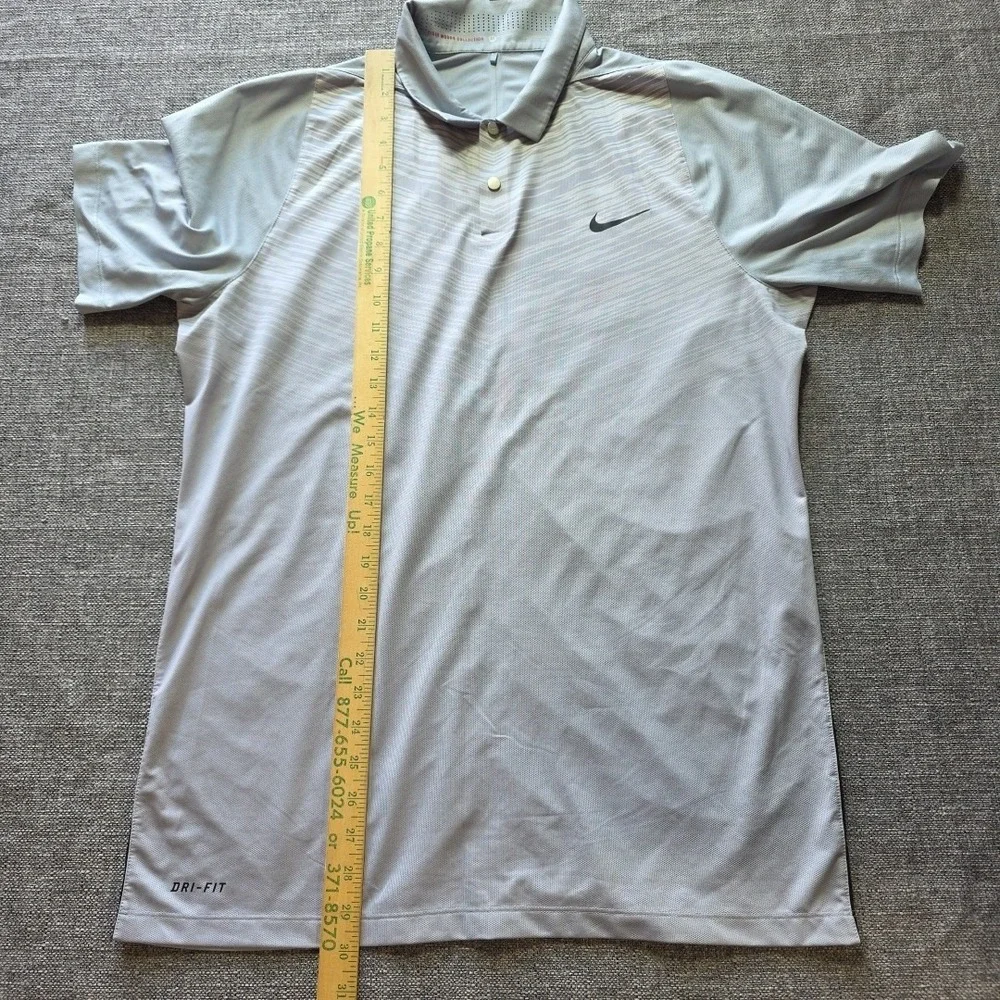 Nike Dri-Fit Tiger Woods Collection Gray Men's size Medium